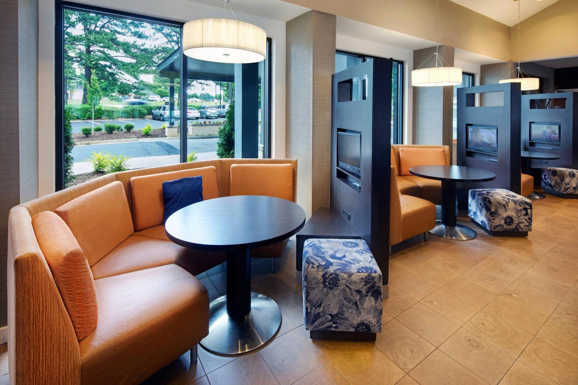 Courtyard Atlanta Norcross/Peachtree Corners Exterior foto