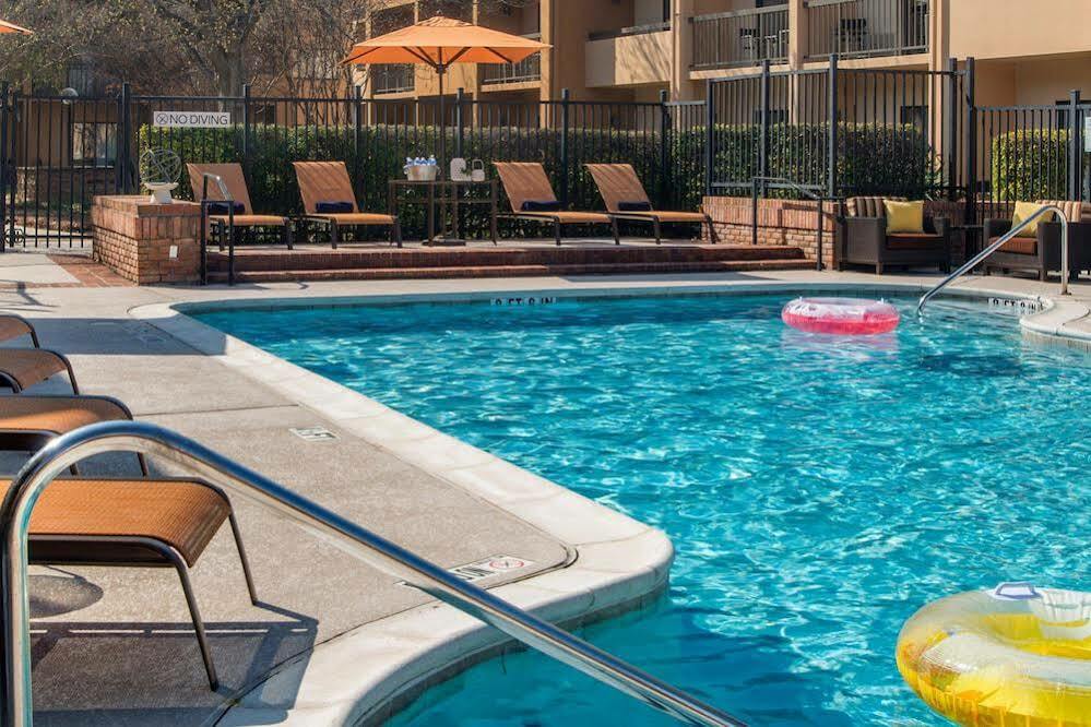 Courtyard Atlanta Norcross/Peachtree Corners Exterior foto