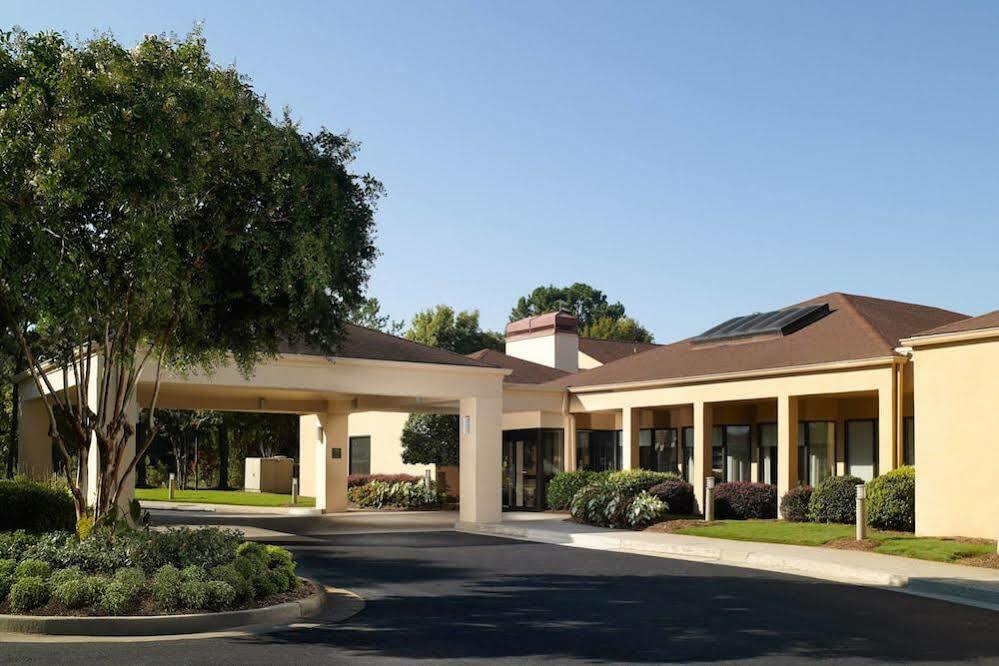 Courtyard Atlanta Norcross/Peachtree Corners Exterior foto